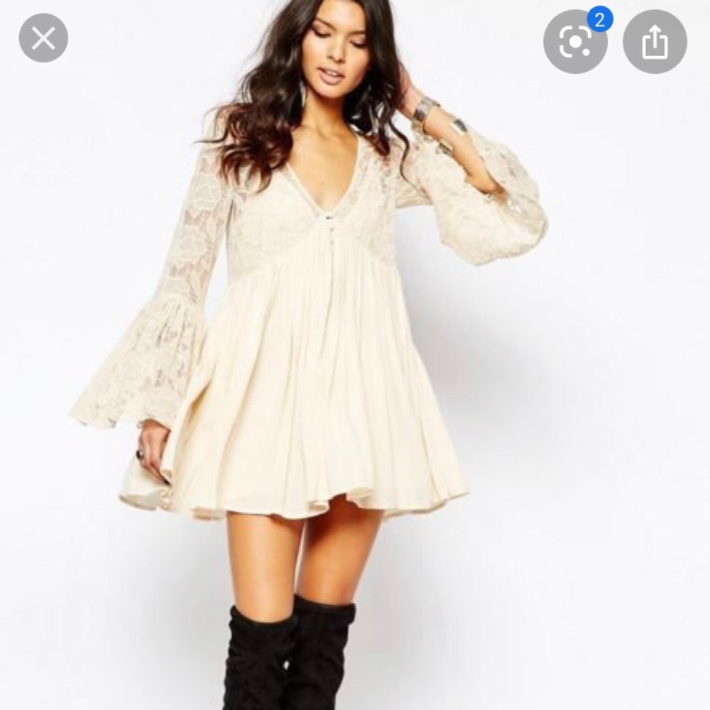Beautiful bell sleeve dress